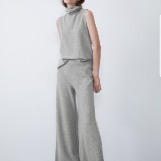 ザラ(ZARA)のZARA♥️新品今季秋冬ニットセットアップ(セット/コーデ)