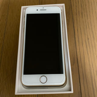 アイフォーン(iPhone)のiPhone8 本体(スマートフォン本体)