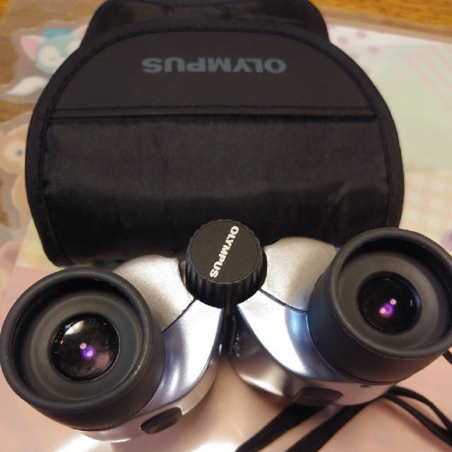 OLYMPUS(オリンパス)の美品　使用2回　オリンパス　双眼鏡　8×21　 スマホ/家電/カメラのスマホ/家電/カメラ その他(その他)の商品写真