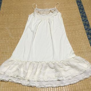 アクシーズファム(axes femme)のaxes femme♡ビーズ使いインナーワンピース（新品）(ミニワンピース)