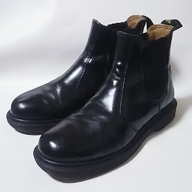 Dr.Martens(ドクターマーチン)の
希少即完売!ドクターマーチン高級サイドゴアブーツ人気ビンテージ黒24


 レディースの靴/シューズ(ブーツ)の商品写真