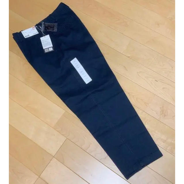 UNIQLO(ユニクロ)の新品☆ UNIQLO U ワイドフィットテーパードアンクルチノ Blue メンズのパンツ(チノパン)の商品写真