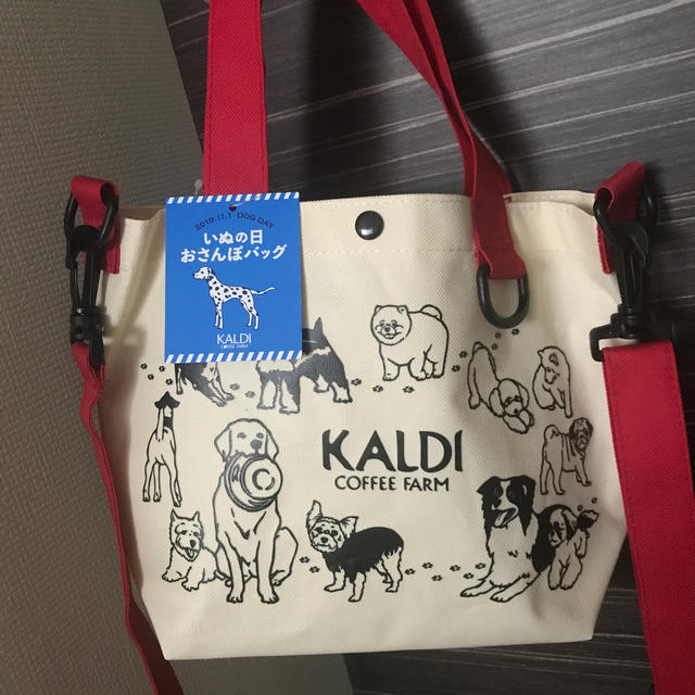 KALDI(カルディ)のKALDI カルディ 犬の日 いぬの日 おさんぽバッグ お散歩バッグ その他のペット用品(犬)の商品写真