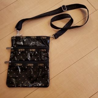 レスポートサック(LeSportsac)のLeSportsac ケーシー 黒×ゴールドハート(ショルダーバッグ)