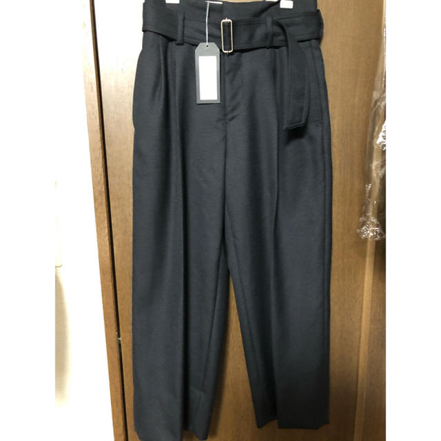 UNUSED(アンユーズド)の【限定値下げ】【タグ付き】unused16aw ベルテッドワイドパンツ　サイズ1 メンズのパンツ(スラックス)の商品写真