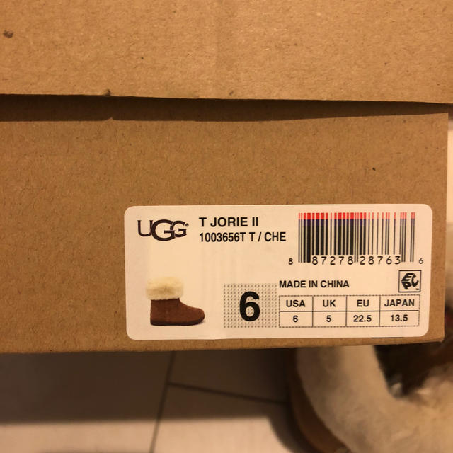 UGG(アグ)のugg  ベビーブーツ 13.5 キッズ/ベビー/マタニティのベビー靴/シューズ(~14cm)(ブーツ)の商品写真