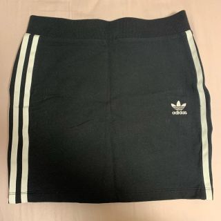 アディダス(adidas)のadidasミニスカート(ミニスカート)