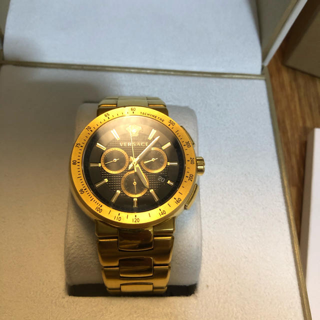 Gianni Versace(ジャンニヴェルサーチ)のヴェルサーチ 時計 クロノグラフ  メンズの時計(腕時計(アナログ))の商品写真