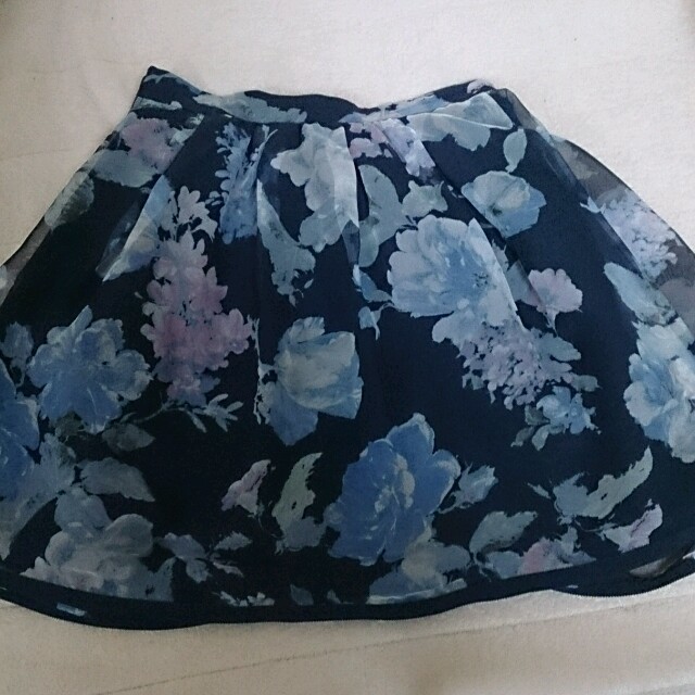 Rirandture(リランドチュール)のShiさん専用フラワースカート レディースのスカート(ひざ丈スカート)の商品写真