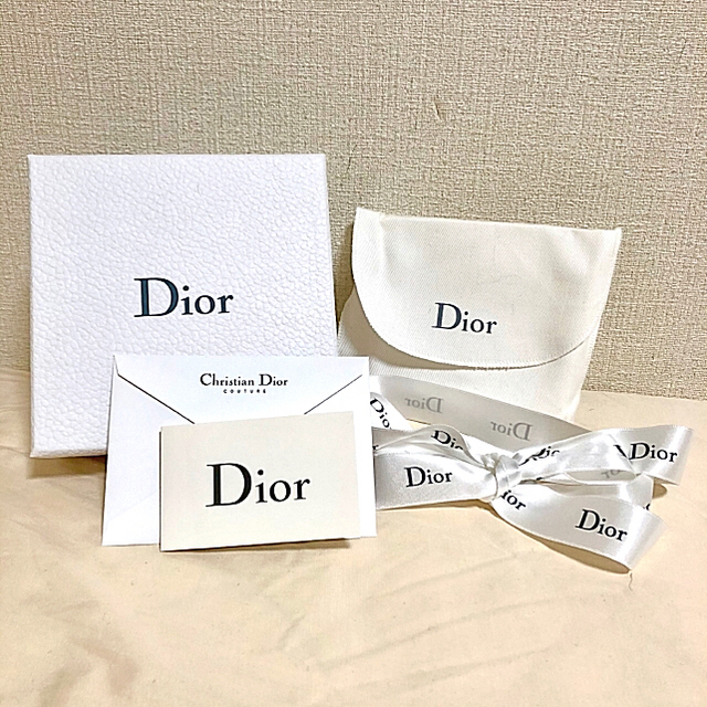 Christian Dior(クリスチャンディオール)のぴ様専用【新品未使用】✧︎ディオール✧︎ ディオリッシモ　バイカラー三つ折り財布 レディースのファッション小物(財布)の商品写真