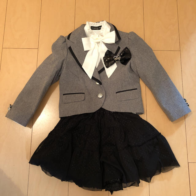 HIROMICHI NAKANO(ヒロミチナカノ)の入学式用ジャケットスーツ120 キッズ/ベビー/マタニティのキッズ服女の子用(90cm~)(ドレス/フォーマル)の商品写真