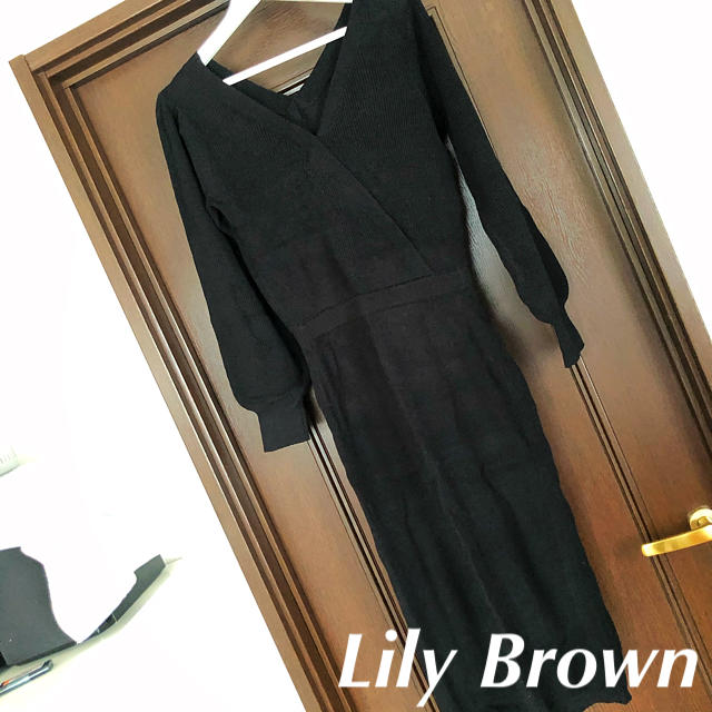 Lily Brown(リリーブラウン)の新品 リリーブラウン ブラックワンピース レディースのワンピース(ロングワンピース/マキシワンピース)の商品写真
