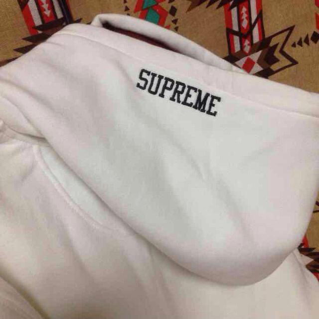 Supreme(シュプリーム)のTOMOHIRO様専用 メンズのトップス(パーカー)の商品写真