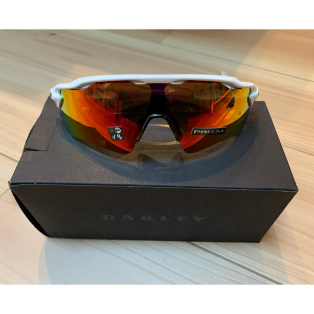 Oakley - OAKLEY オークリー サングラス【超美品】早いもの勝ちの通販