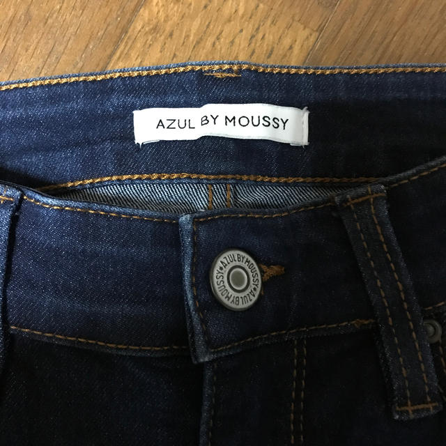 AZUL by moussy(アズールバイマウジー)のAZUL BY MOUSSY デニム レディースのパンツ(デニム/ジーンズ)の商品写真