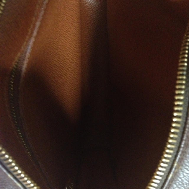 LOUIS ルイヴィトントロカデロの通販 by 購入前に一言コメントお願いします|ルイヴィトンならラクマ VUITTON - 大得価特価