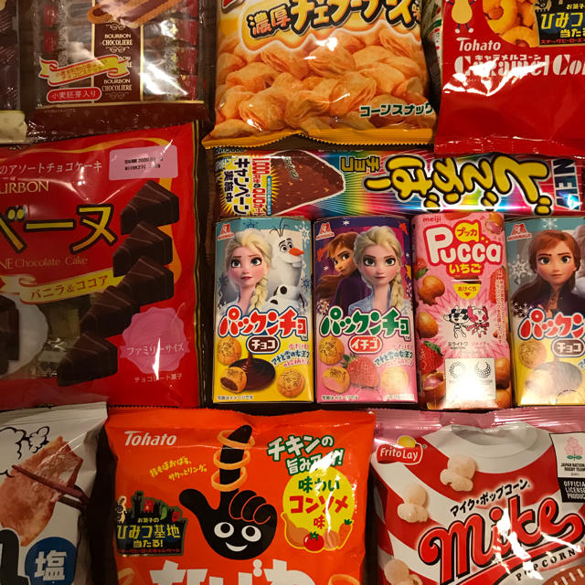 お菓子詰め合わせ 食品/飲料/酒の食品(菓子/デザート)の商品写真