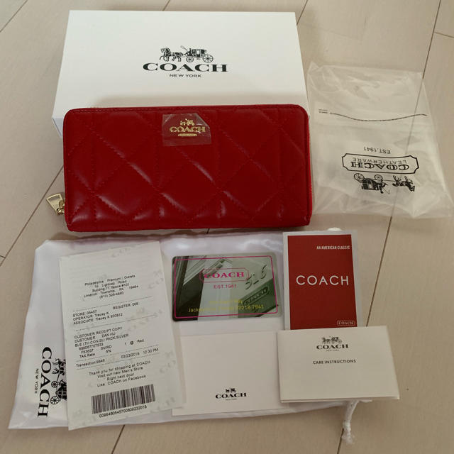 レディース大人気‼️COACHコーチ　長財布　レザー