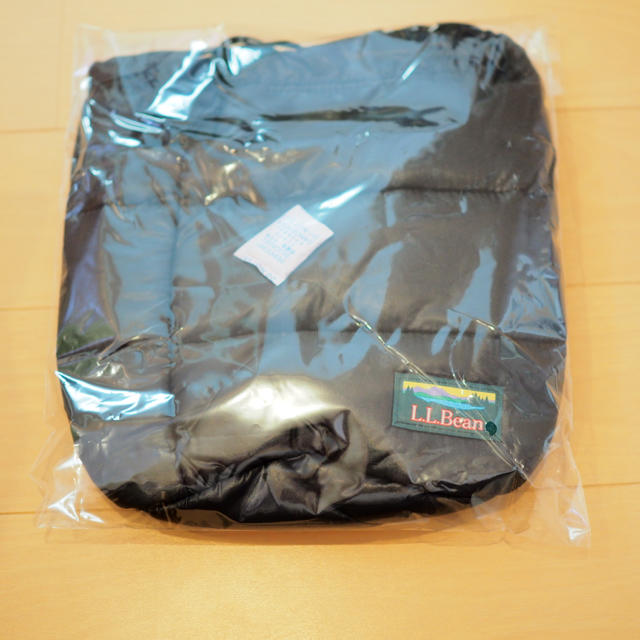 L.L.Bean(エルエルビーン)のL.L.Bean キルティング巾着バッグ  オトナミューズ 12月号 付録 のみ レディースのバッグ(ショルダーバッグ)の商品写真