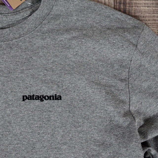 ◆PATAGONIA P-6 ロゴ ロングTシャツ / グレー Sサイズ 3