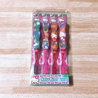 サンリオ(サンリオ)のHELLO KITTY Soft Grip Toothbrush 4 Pack(歯ブラシ/デンタルフロス)