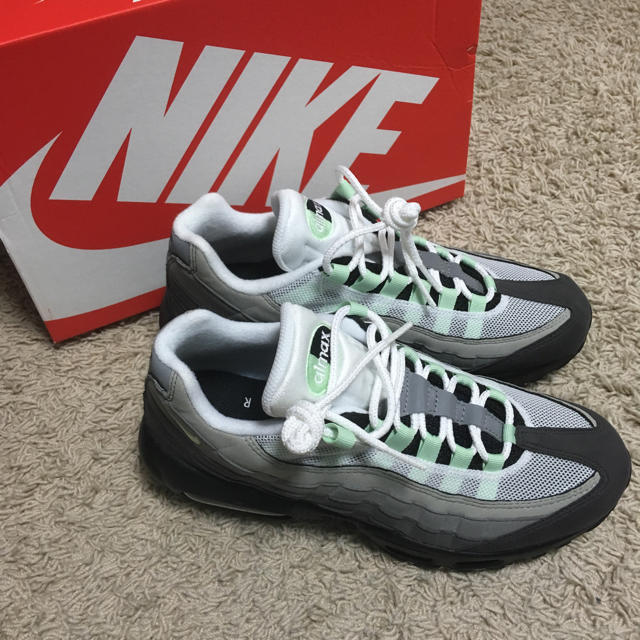 早い者勝ち！ナイキ  NIKE airmax95 26cm  フレッシュミント