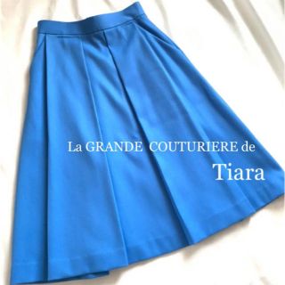 ティアラ(tiara)のお値下げ中　La GRANDE COUTURIEREdeTIARAフレアスカート(ひざ丈スカート)