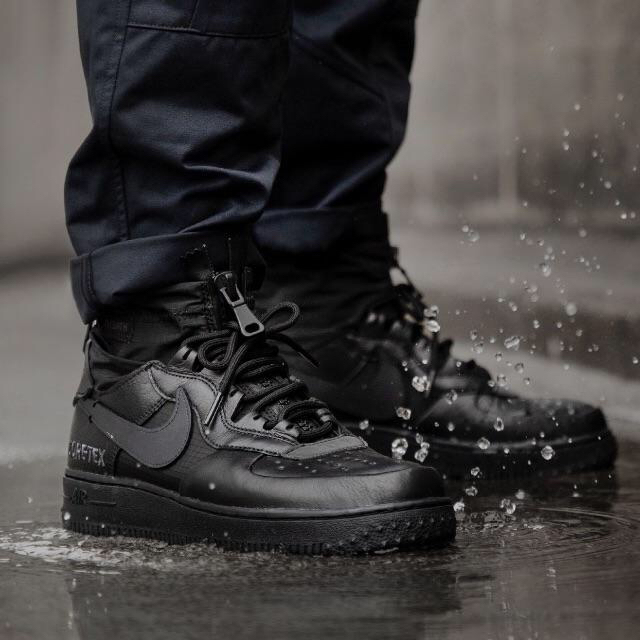 日本未発売【27.0cm】NIKE AIR FORCE 1 WTR GTX BK