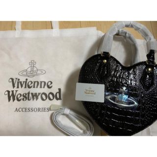 ヴィヴィアンウエストウッド(Vivienne Westwood)の早い者勝ち❗️ヴィヴィアンウエストウッド　バッグ　クロコ　ハート型　ブラック(ショルダーバッグ)