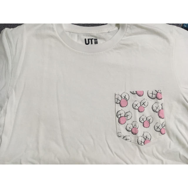 UNIQLO(ユニクロ)のKAWS ユニクロ xs レディースのトップス(Tシャツ(半袖/袖なし))の商品写真
