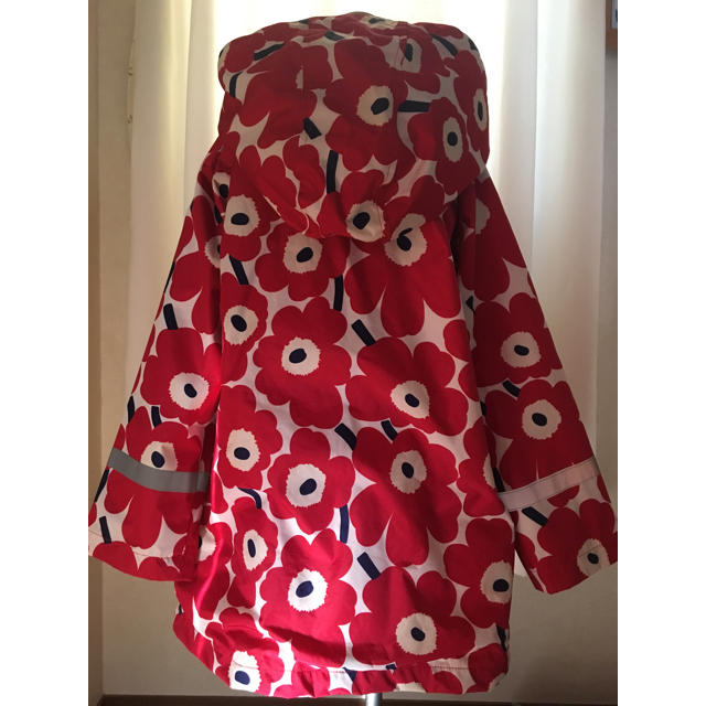 marimekko - marimekko マリメッコ ウニッコ柄 レインコート 7T marimekko - marimekko マリメッコ ウニッコ柄 レインコート 7T