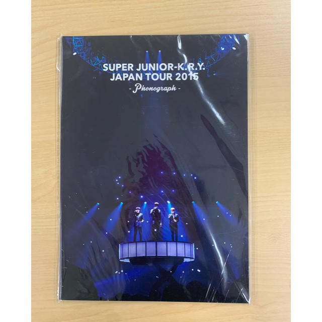 SUPER JUNIOR(スーパージュニア)のKRY JAPAN TOUR 2015  photography パンフレット エンタメ/ホビーのCD(K-POP/アジア)の商品写真