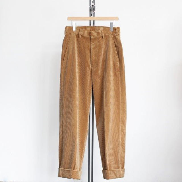 AURALEE  WASHED CORDUROY WIDE SLACKS