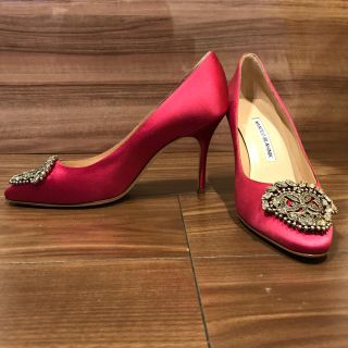 マノロブラニク(MANOLO BLAHNIK)の☆新品未使用☆マノロブラニク okkava ハンギシ MANOLO パンプス(ハイヒール/パンプス)