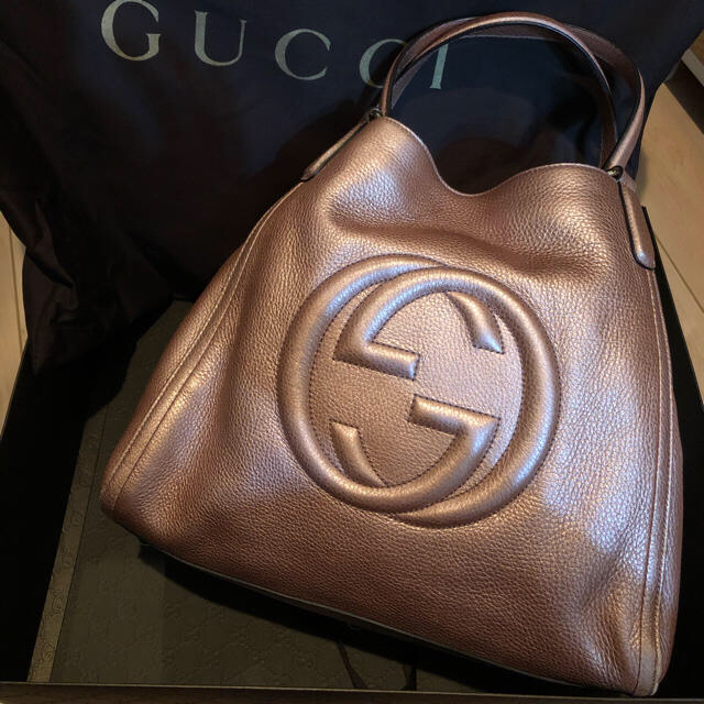 Gucci(グッチ)のじゅんじゅん様専用⭐︎GUCCI  SOHO 日本限定色　メタリックピンク レディースのバッグ(トートバッグ)の商品写真