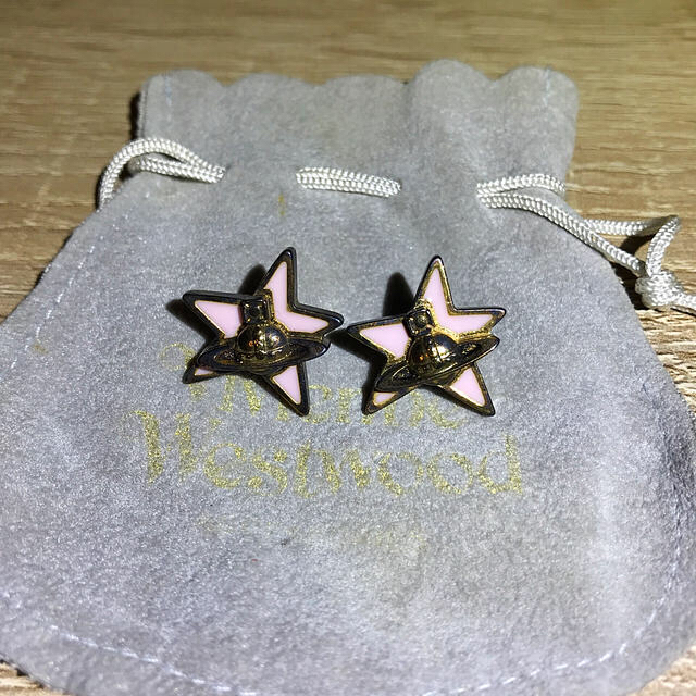 Vivienne Westwood(ヴィヴィアンウエストウッド)の☆moon様専用☆ヴィヴィアンウエストウッド　ピアス レディースのアクセサリー(ピアス)の商品写真