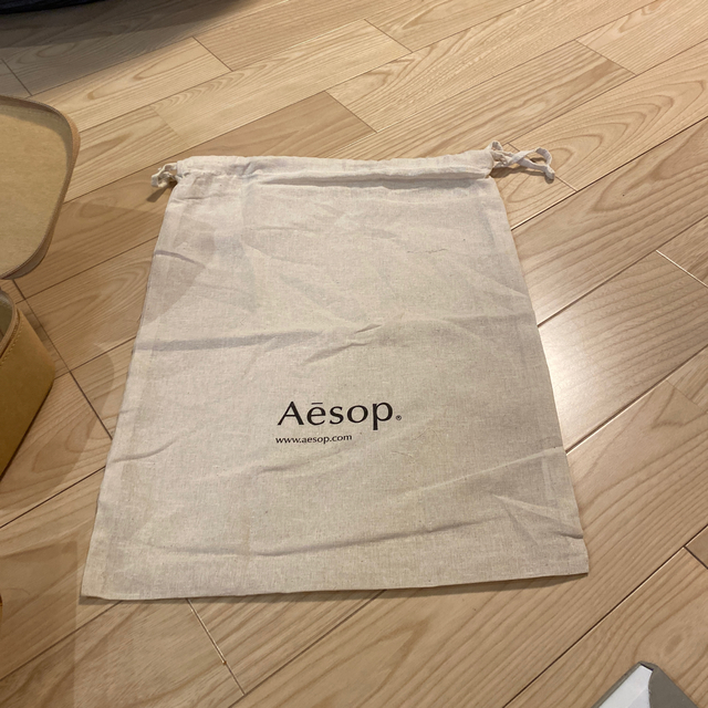 Aesop(イソップ)のAesop ポーチ＆袋 コスメ/美容のコスメ/美容 その他(その他)の商品写真