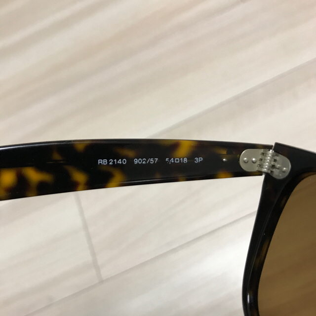 Ray-Ban(レイバン)のレイバン ウェーファーラー RB2140 902/57  54 FREEサイズ メンズのファッション小物(サングラス/メガネ)の商品写真