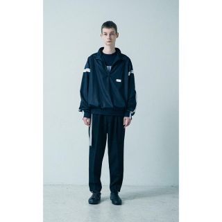 BLACKサイズstein SHIFTED HALF ZIP TOP ナイロンジャケット