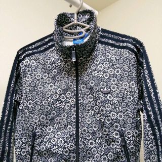 アディダス(adidas)の◆アディダスオリジナルス 【レディース　ジャージ　花柄 　Ｌサイズ　総柄】(トレーナー/スウェット)