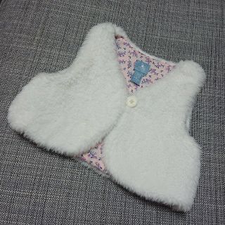 ベビーギャップ(babyGAP)のふわふわベスト 12-18M(その他)