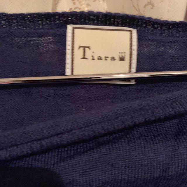 tiara(ティアラ)のTIARA ティアラ ドルマンニット 美品 レディースのトップス(ニット/セーター)の商品写真