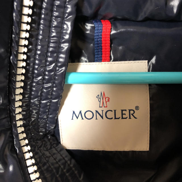 MONCLER(モンクレール)のKith moncler ダウンベスト メンズのジャケット/アウター(ダウンベスト)の商品写真