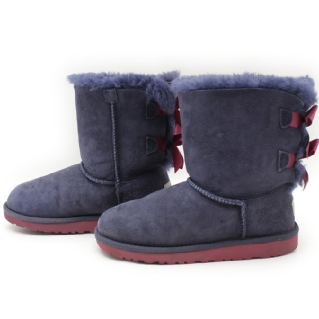 UGG(アグ)のpeko様専用☆UGG☆キッズ☆リボンブーツ☆21㎝ キッズ/ベビー/マタニティのキッズ靴/シューズ(15cm~)(ブーツ)の商品写真