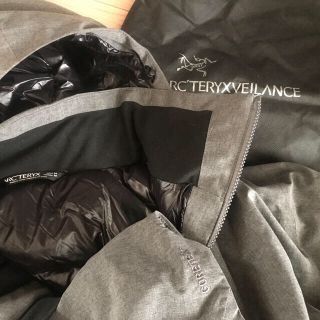 アークテリクス(ARC'TERYX)のアークテリクス　ゴアテックス  ダウンジャケット　カモーソンパーカー メンズ　M(ダウンジャケット)