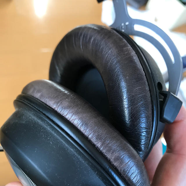 beyerdynamic T5p ジャンク品 スマホ/家電/カメラのオーディオ機器(ヘッドフォン/イヤフォン)の商品写真