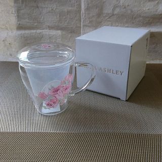 ローラアシュレイ(LAURA ASHLEY)のローラアシュレイ  最新‼️  フタ付耐熱ガラスマグ(食器)