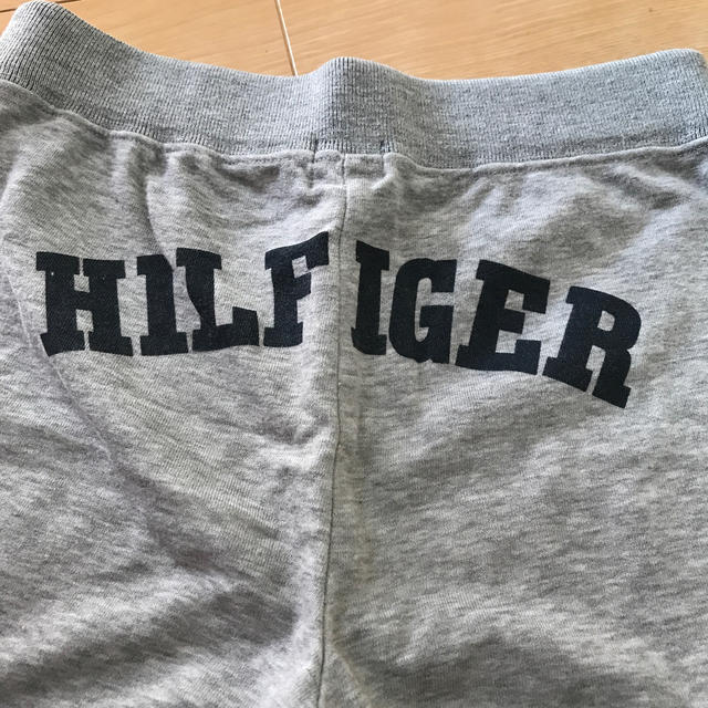 TOMMY HILFIGER(トミーヒルフィガー)のTOMMYヒルフィガー キッズ/ベビー/マタニティのキッズ服男の子用(90cm~)(パンツ/スパッツ)の商品写真