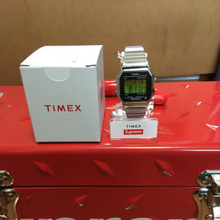 シュプリーム(Supreme)のsupreme Timex® Digital Watch シュプリーム  時計(腕時計(デジタル))