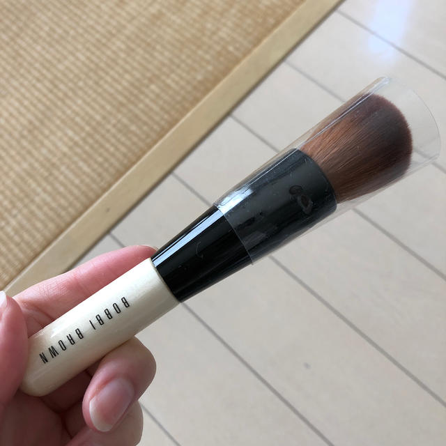 BOBBI BROWN(ボビイブラウン)のフェイスブラシ コスメ/美容のベースメイク/化粧品(その他)の商品写真